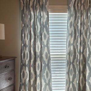 White and Gray Curtains